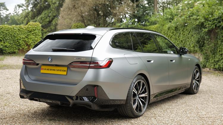 BMW 5 SERIES TOURING 520i M Sport Pro 5dr Auto [Tech Plus/Comfort Plus]